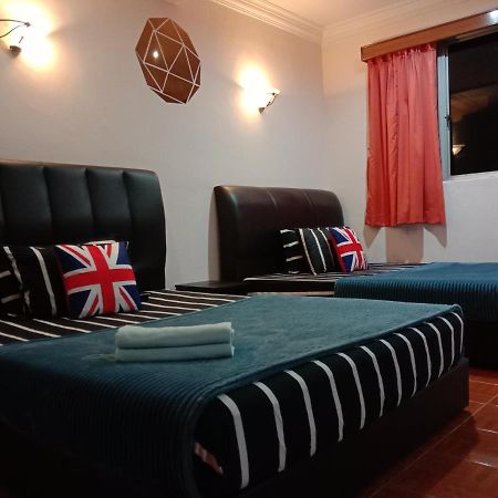 Glory Beach Resort Private Penthouse Port Dickson Ngoại thất bức ảnh