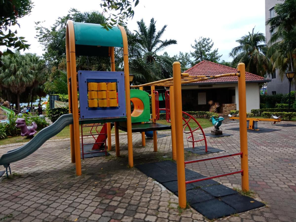 Glory Beach Resort Private Penthouse Port Dickson Ngoại thất bức ảnh