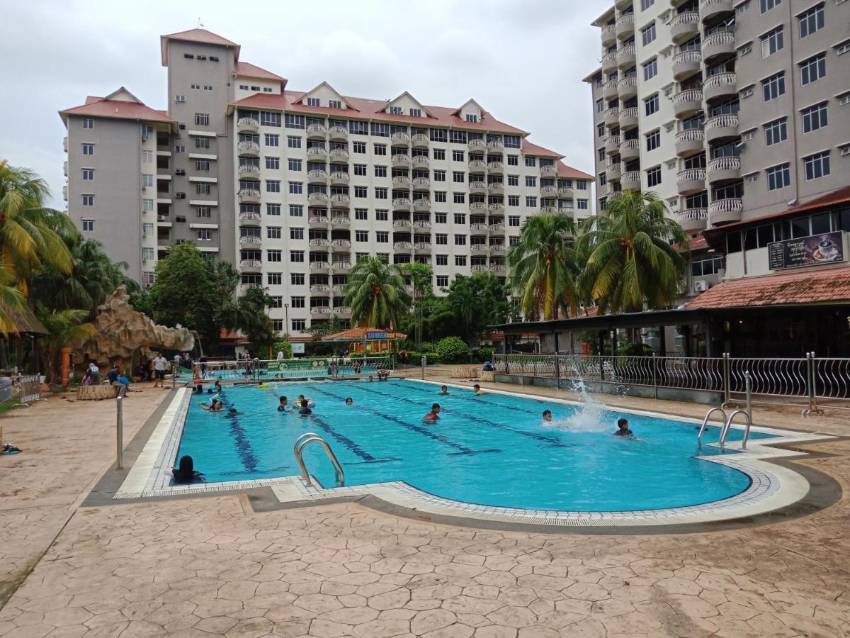 Glory Beach Resort Private Penthouse Port Dickson Ngoại thất bức ảnh