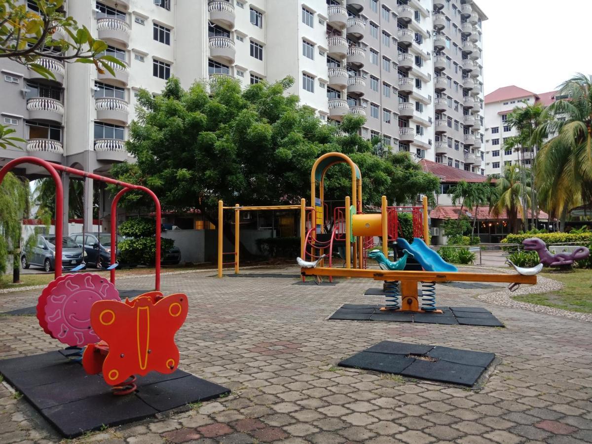 Glory Beach Resort Private Penthouse Port Dickson Ngoại thất bức ảnh