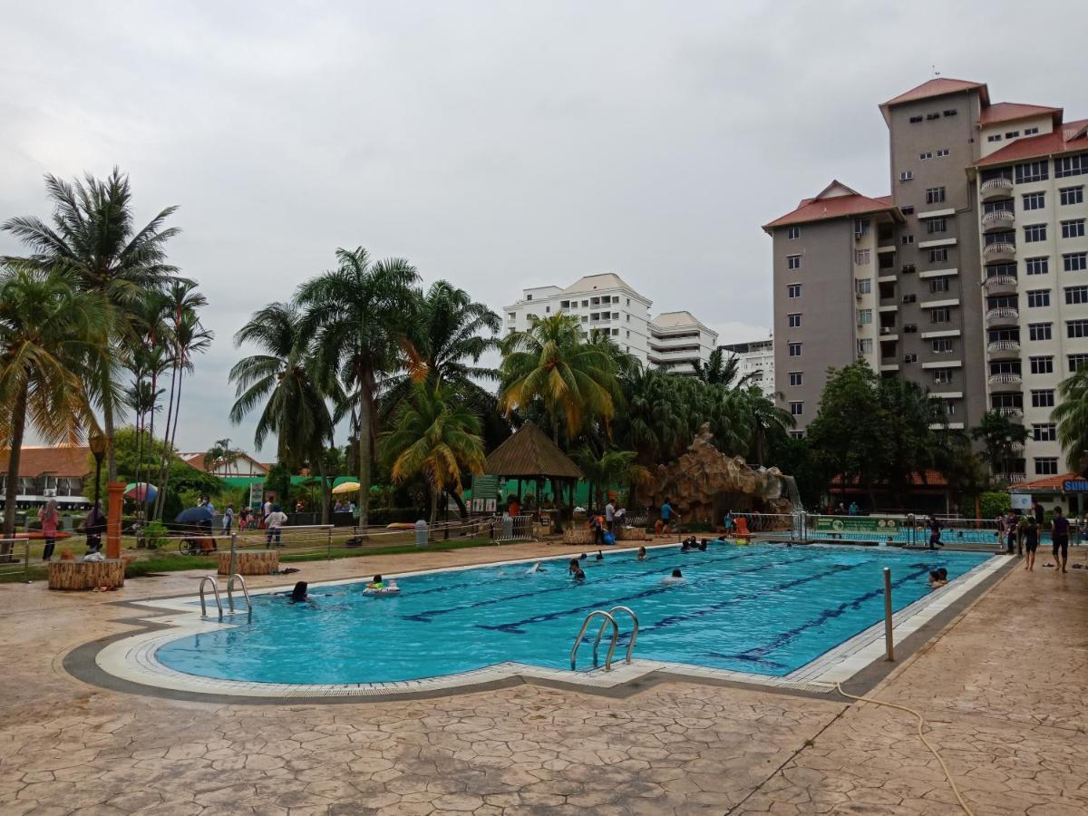 Glory Beach Resort Private Penthouse Port Dickson Ngoại thất bức ảnh