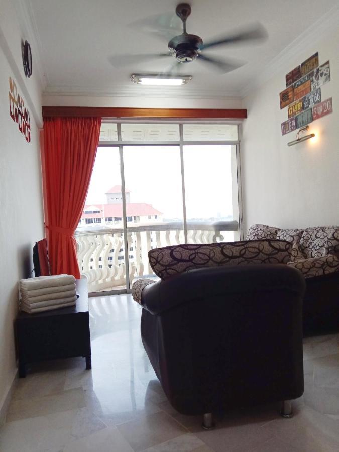 Glory Beach Resort Private Penthouse Port Dickson Ngoại thất bức ảnh